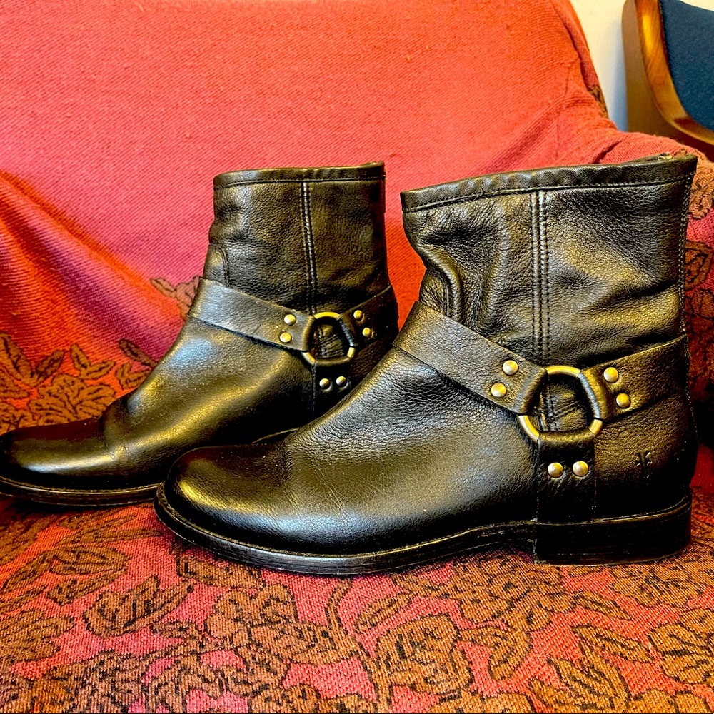 Frye 76871 Phillip Harness Black Leather Pull On Moto Boors